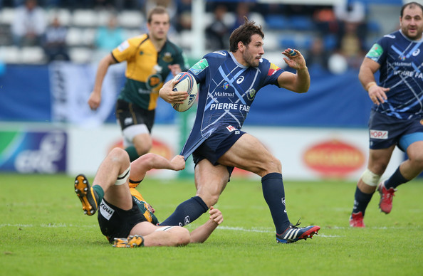カストル対ノーサンプトン・セインツ：カストルのCTBレミ・ラメラ選手（Remi Lamerat）